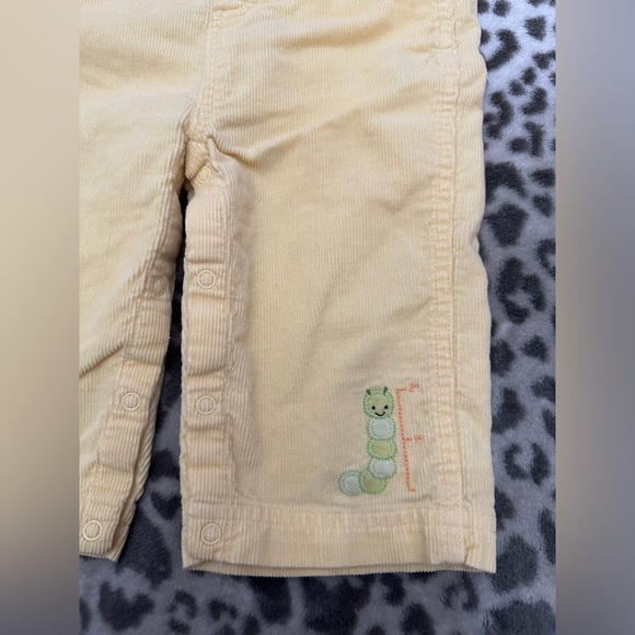 Gymboree Corduroy Overalls in Yellow Size 6-12 months - Picture 4 of 15